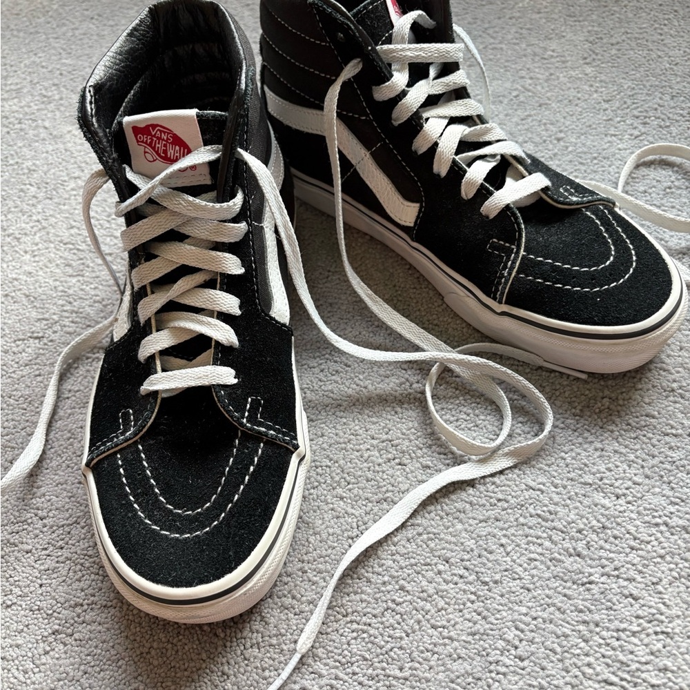 Vans SK-8 Hi-shoe! black suede with white trim shoe